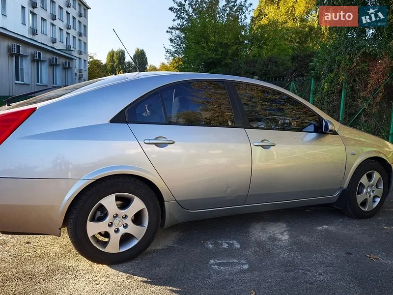 Nissan Primera 2003