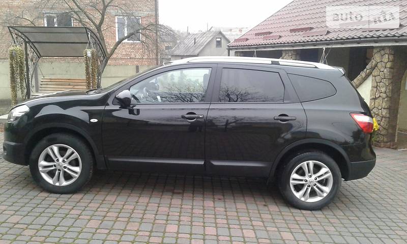 Nissan Qashqai 2012 года