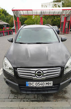 Nissan Qashqai+2  2009