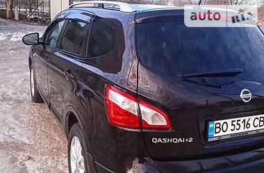 Nissan Qashqai+2  2011