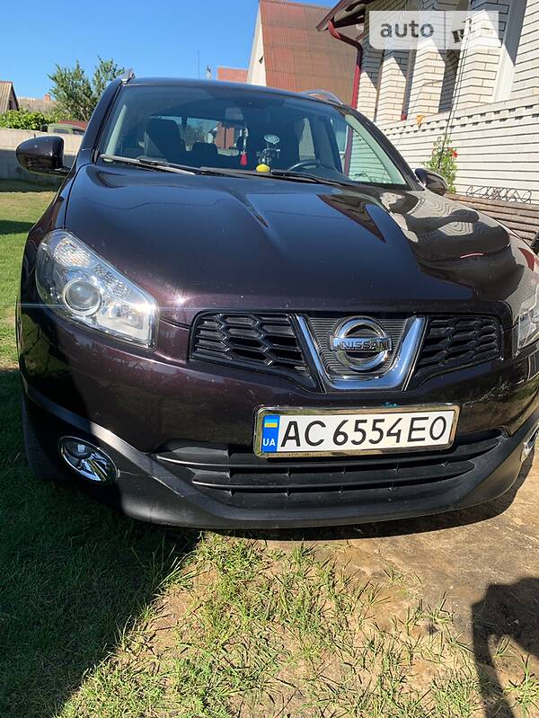 Легковые Nissan Qashqai+2