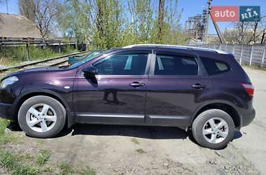 Nissan Qashqai+2  2012