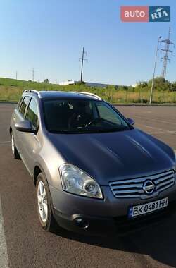 Nissan Qashqai+2  2009