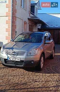 Nissan Qashqai+2  2009