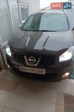 Nissan Qashqai+2  2011