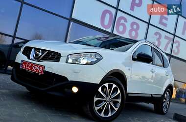 Nissan Qashqai+2  2010