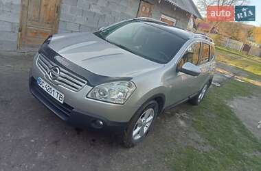 Nissan Qashqai+2  2009