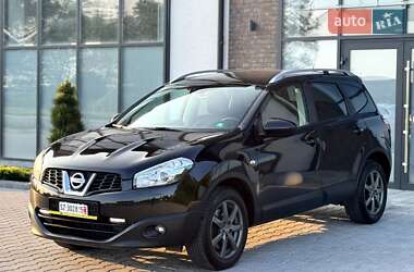 Nissan Qashqai+2  2011