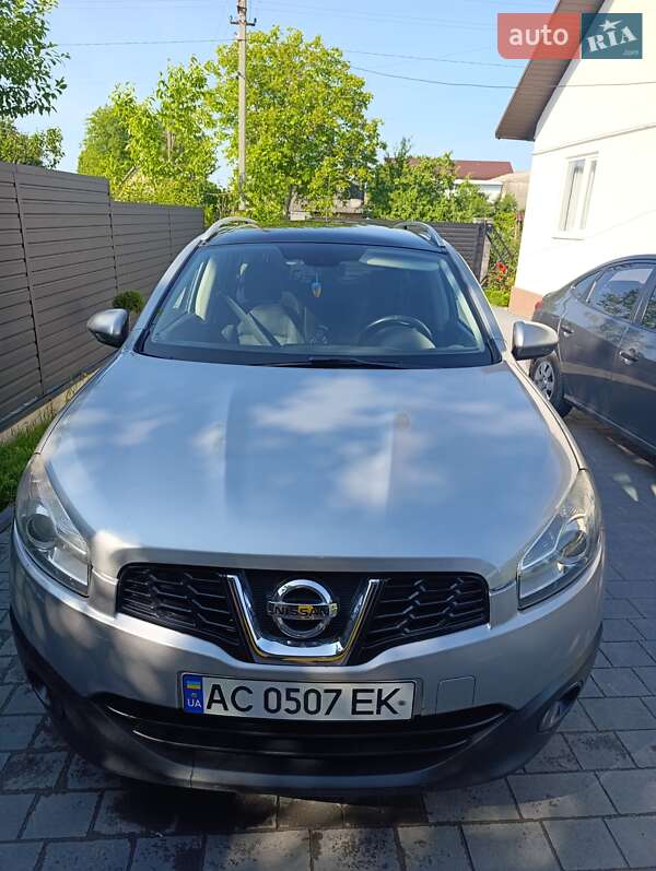 Nissan Qashqai+2