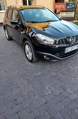 Nissan Qashqai+2 2010