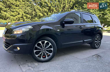 Nissan Qashqai+2 2011