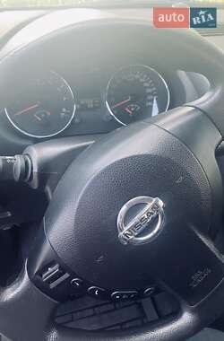 Nissan Qashqai+2  2012