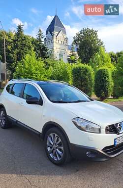 Nissan Qashqai+2 2011