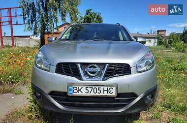 Nissan Qashqai+2  2013