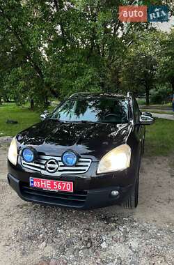 Nissan Qashqai+2  2008