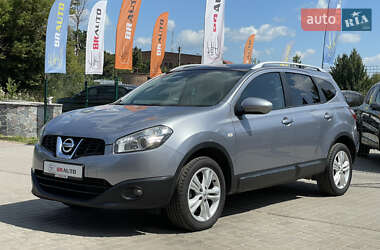 Nissan Qashqai+2  2011