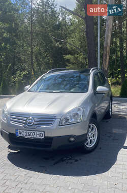 Nissan Qashqai+2  2010