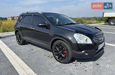 Nissan Qashqai+2  2009