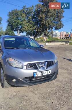 Nissan Qashqai+2  2012