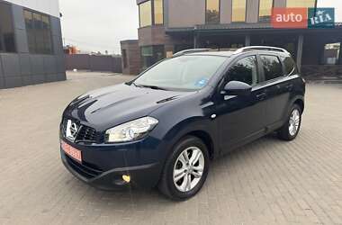 Nissan Qashqai+2  2011