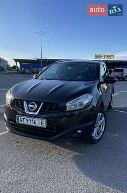 Nissan Qashqai+2 2011