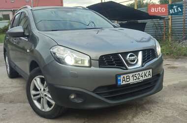 Nissan Qashqai+2  2011