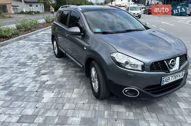 Nissan Qashqai+2  2011