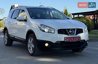 Nissan Qashqai+2  2012