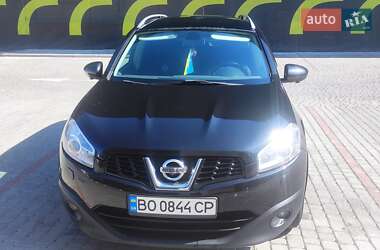 Nissan Qashqai+2  2012