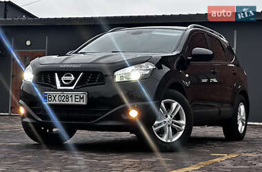 Nissan Qashqai+2  2011