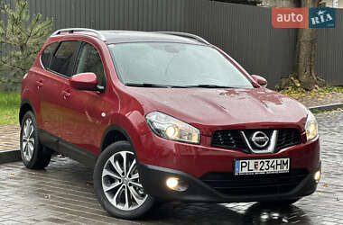 Nissan Qashqai+2  2010