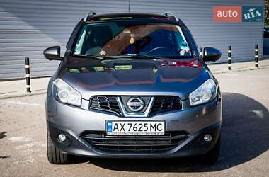 Nissan Qashqai+2  2012