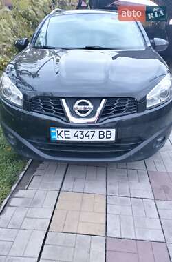 Nissan Qashqai+2  2010