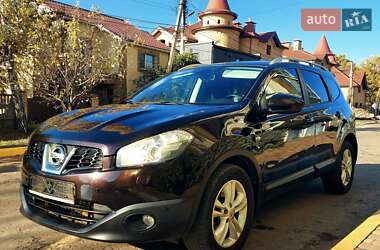 Nissan Qashqai+2  2012