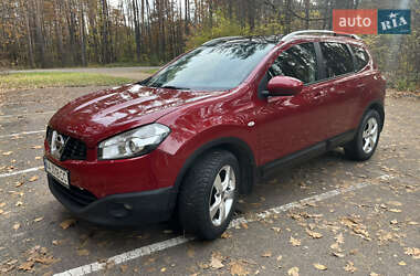 Nissan Qashqai+2  2012