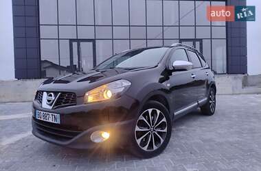 Nissan Qashqai+2  2012