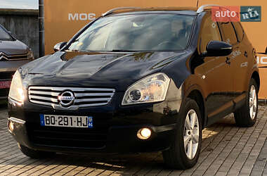 Nissan Qashqai+2 2010