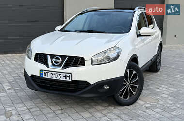 Nissan Qashqai+2  2012