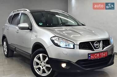 Nissan Qashqai+2  2010