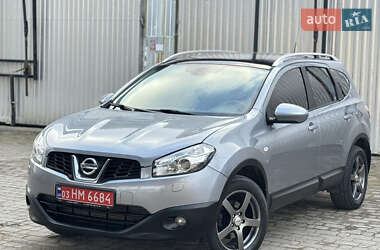 Nissan Qashqai+2 2011