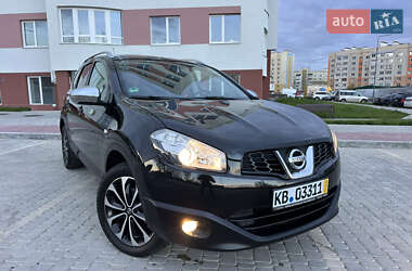 Nissan Qashqai+2  2011