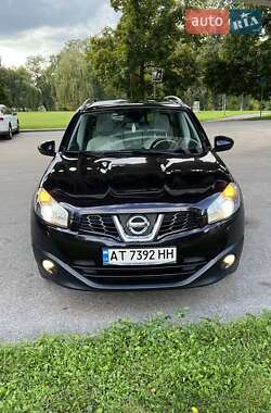 Nissan Qashqai+2 2010