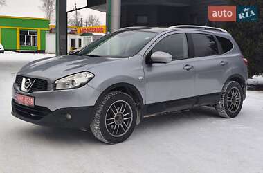 Nissan Qashqai+2  2011
