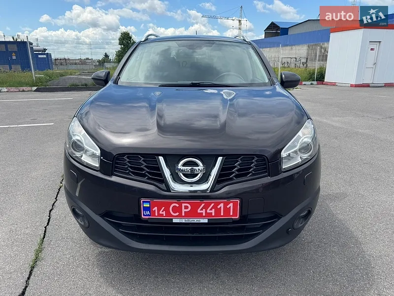 Nissan Qashqai+2 2012