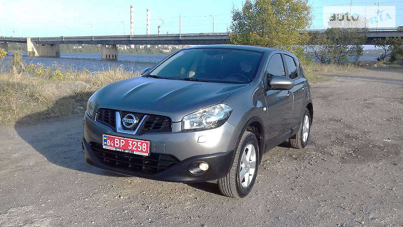 Nissan Qashqai 2012 года