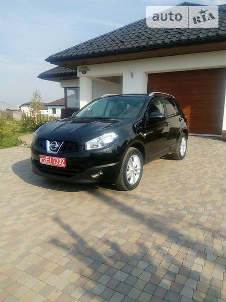 Nissan Qashqai 2011 года