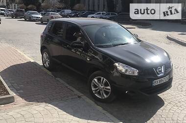 Nissan Qashqai J11 2012