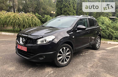 Nissan Qashqai  2012