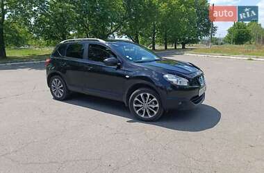Nissan Qashqai  2010