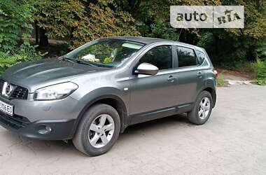 Nissan Qashqai  2010